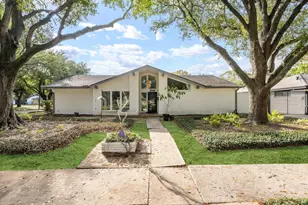 5603 Grape St, Houston, TX 77096 - Photo 2