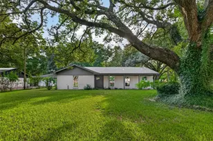 9 N Amburn Rd, Texas City, TX 77591 - Photo 2