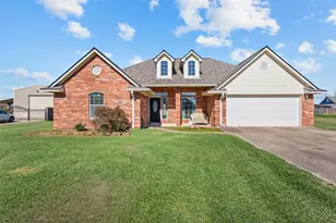 1815 Magnolia Bend, Baytown, TX 77523 - Photo 1