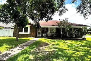 724 Handell Ln, Pasadena, TX 77502 - Photo 1