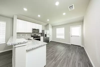 3789 Alexus Drive, Conroe, TX 77301 - Photo 6