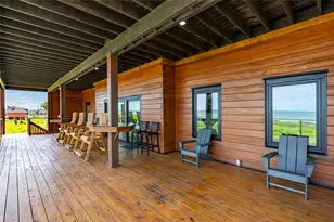 342 Atkinson St, Crystal Beach, TX 77650 - Photo 18