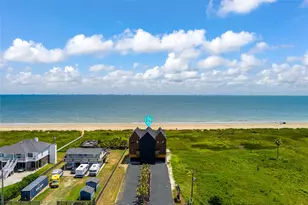 342 Atkinson St, Crystal Beach, TX 77650 - Photo 4