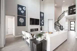 8019 Treetop View, Fulshear, TX 77441 - Photo 4