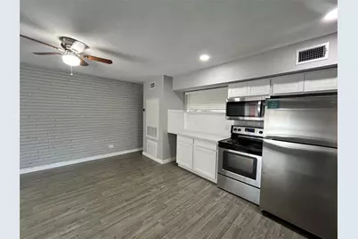 219 Marshall Street #113, Houston, TX 77006 - Photo 4