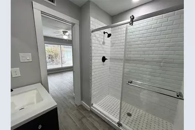 219 Marshall Street #113, Houston, TX 77006 - Photo 10