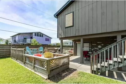 16631 Henry Morgan Road, Jamaica Beach, TX 77554 - Photo 20