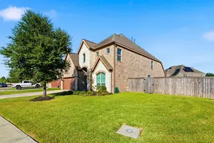 3609 W Dolan Trail Ct W, Pearland, TX 77584 - Photo 4