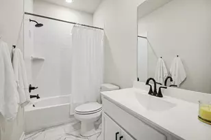 2214 Lierna Dr, La Marque, TX 77568 - Photo 20