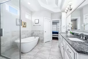 11027 Acorn Falls Dr, Houston, TX 77043 - Photo 30