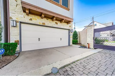 11027 Acorn Falls Drive, Houston, TX 77043 - Photo 6