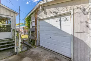 4314 Ave Q 1/2, Galveston, TX 77550 - Photo 14