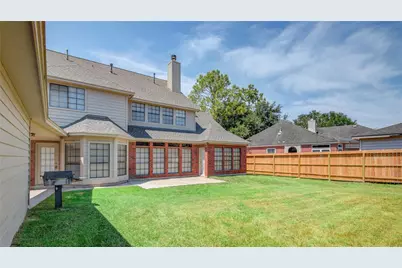 4006 Forest Birch Court, Houston, TX 77059 - Photo 46