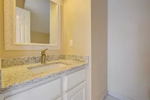4006 Forest Birch Ct, Houston, TX 77059 - Photo 14