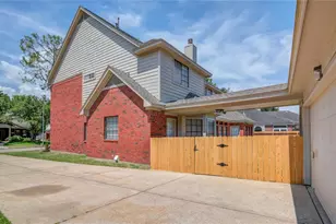 4006 Forest Birch Ct, Houston, TX 77059 - Photo 44