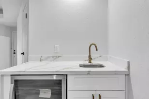 4900 Floyd St, Houston, TX 77007 - Photo 16