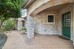 1315 Avon Way, Houston, TX 77339 - Photo 4