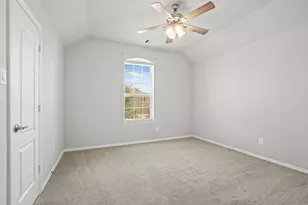 715 Red Elm Ln, Conroe, TX 77304 - Photo 20