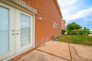 9830 Cynthia Ann Ct, Houston, TX 77025 - Photo 46