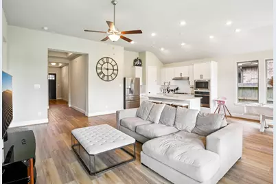615 Livermore Street, Webster, TX 77598 - Photo 6