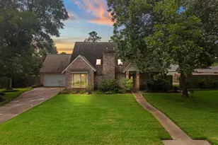 14811 Mystic Bend Dr, Cypress, TX 77429 - Photo 2
