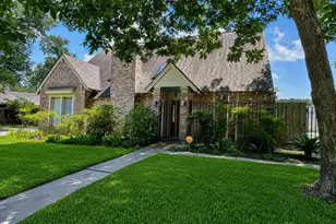 14811 Mystic Bend Dr, Cypress, TX 77429 - Photo 4