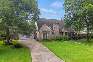 14811 Mystic Bend Dr, Cypress, TX 77429 - Photo 4