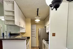 2121 Hepburn St, Houston, TX 77054 - Photo 16