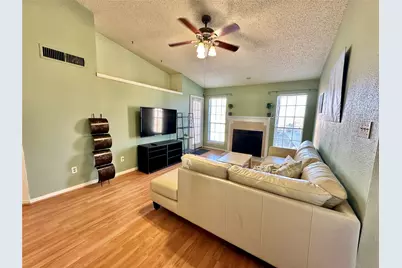 2121 Hepburn Street #808, Houston, TX 77054 - Photo 2