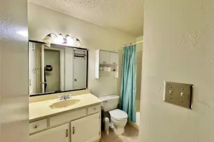 2121 Hepburn St, Houston, TX 77054 - Photo 10