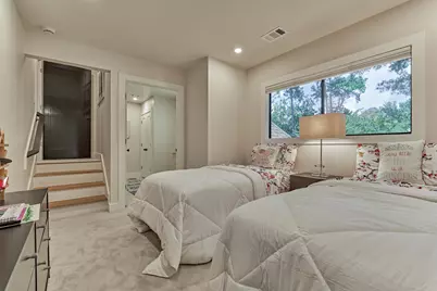 15 Atrium Woods Court, The Woodlands, TX 77381 - Photo 38