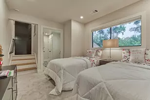 15 Atrium Woods Ct, The Woodlands, TX 77381 - Photo 38