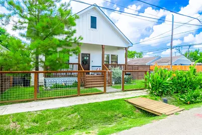 200 Carl Street, Houston, TX 77009 - Photo 2