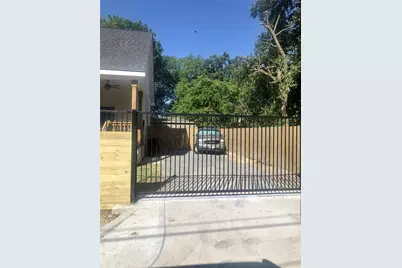 200 Carl Street, Houston, TX 77009 - Photo 32