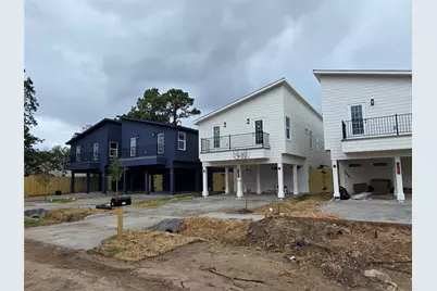 8411 Mahalia Unit A/B Drive, Houston, TX 77088 - Photo 2