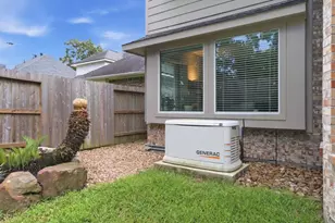 14 Bentley Park Ct, Houston, TX 77070 - Photo 44