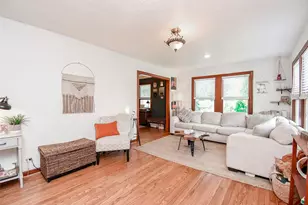 302 Damon St, Richmond, TX 77406 - Photo 8