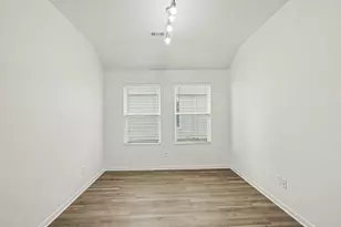11110 Vanilla Circle Court, Houston, TX 77044 - Photo 8