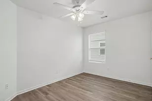 11110 Vanilla Circle Court, Houston, TX 77044 - Photo 12
