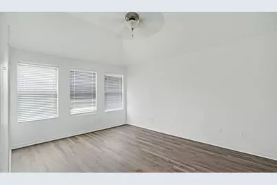 11110 Vanilla Circle Court, Houston, TX 77044 - Photo 18