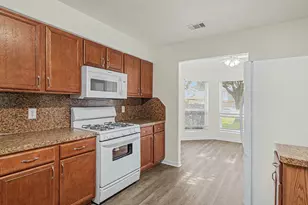 11110 Vanilla Circle Court, Houston, TX 77044 - Photo 6