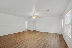 11110 Vanilla Circle Court, Houston, TX 77044 - Photo 20