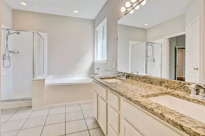 35 Tranquil Glade Place, The Woodlands, TX 77381 - Photo 18