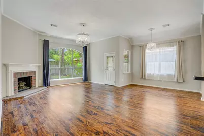 35 Tranquil Glade Place, The Woodlands, TX 77381 - Photo 6