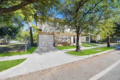 5303 Lyons Avenue #4, Houston, TX 77020 - Photo 4