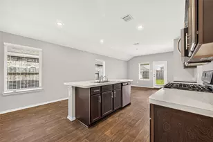14939 Cypress Holw Dr, New Caney, TX 77357 - Photo 18