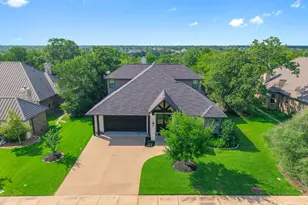 3211 Pinyon Creek Dr, Bryan, TX 77807 - Photo 2