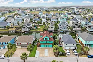 12824 E Madrid, Galveston, TX 77554 - Photo 40