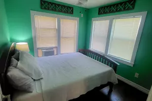 5710 Maco St, Galveston, TX 77551 - Photo 8