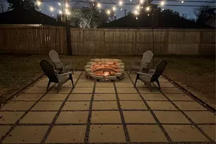 10411 Londonderry Dr, Houston, TX 77043 - Photo 18